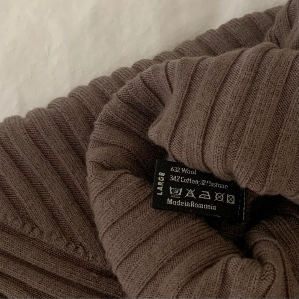 Wolford Merino Wool Turtleneck Ribbed Sweater - Picture 7 of 13